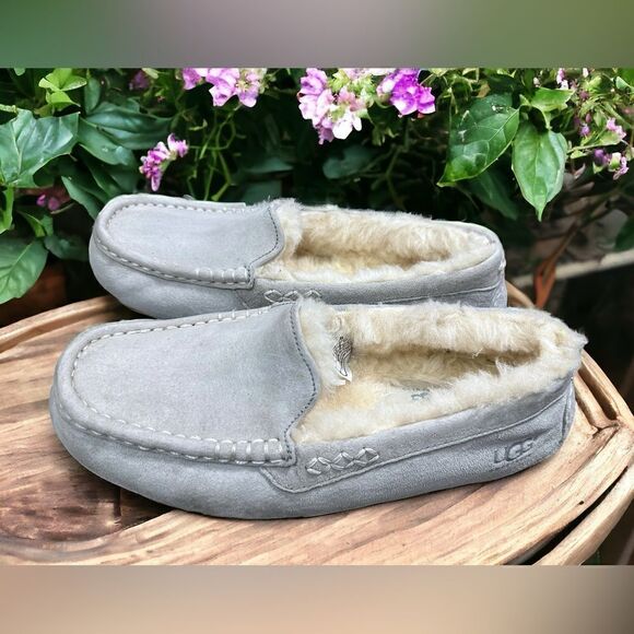 🔥🔥UGG Ansley Water Resistant Slippers Cozy comfy Loafers Size 6 - Picture 5 of 15